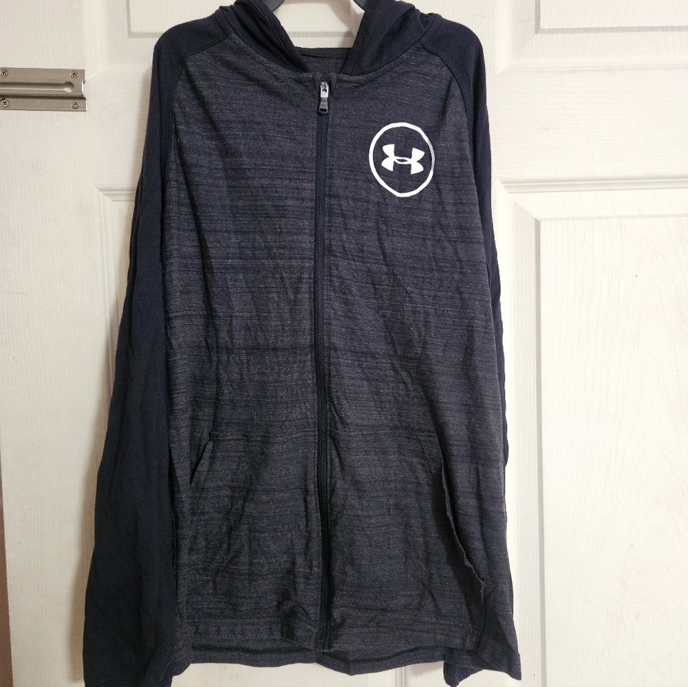 UNDER ARMOUR BOYS LIGHT ZIP UP JACKET: BLACK/GRAY: GOOD CONDITION: SIZE L